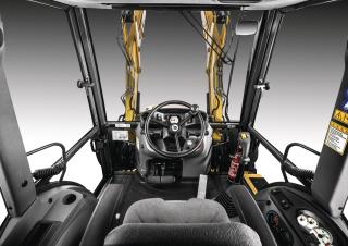 Rovokopači-utovarivači New Holland B115C