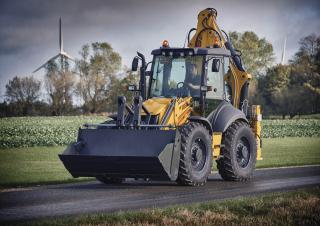 Rovokopači-utovarivači New Holland B115C
