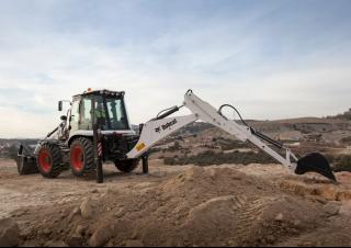Rovokopači-utovarivači Bobcat B780