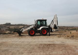 Rovokopači-utovarivači Bobcat B780