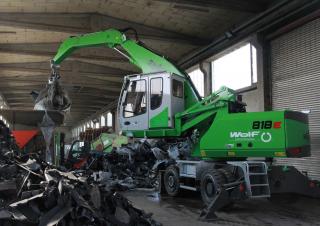 Rukovanje materijalom Sennebogen 818M E 