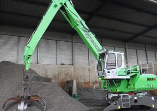 Rukovanje materijalom Sennebogen 825M E