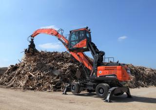 Rukovanje materijalom Doosan DX250WMH-5