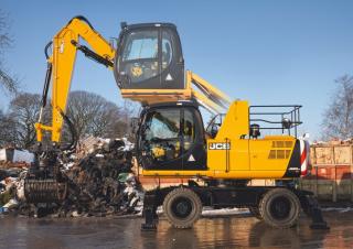 Rukovanje materijalom JCB JS20MH