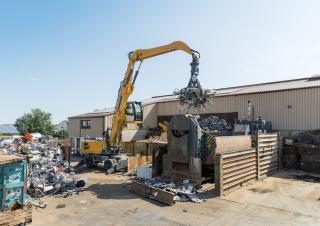 Rukovanje materijalom Liebherr LH 30 M Industry Litronic