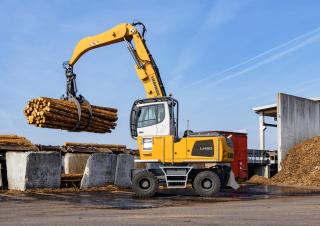 Rukovanje materijalom Liebherr LH 50 M Timber Litronic