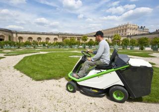Samohodne kosilice za travnjake i vrtni traktori Etesia BAHIA ELECTRIC