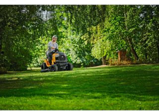 Samohodne kosilice za travnjake i vrtni traktori Cub Cadet LT3 PS107