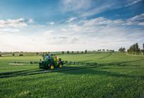 Samohodne poljske prskalice John Deere R4040i
