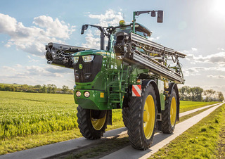 Samohodne poljske prskalice John Deere R4150i 