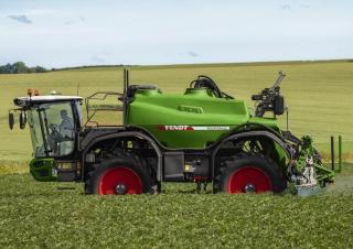 Samohodne poljske prskalice Fendt Rogator 665 