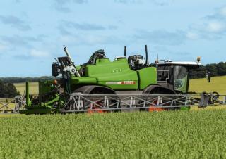 Samohodne poljske prskalice Fendt Rogator 665 
