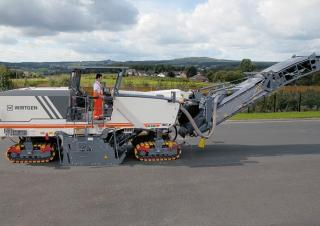Strojevi za hladno mljevenje Wirtgen W 220 i
