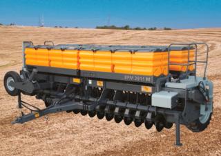 Strojevi za sjetvu Valtra 2911 M