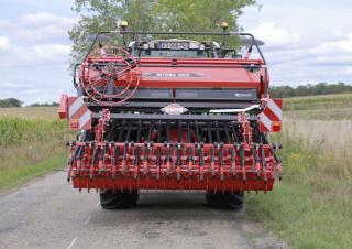 Strojevi za sjetvu Kuhn Sitera 3010-24 M 