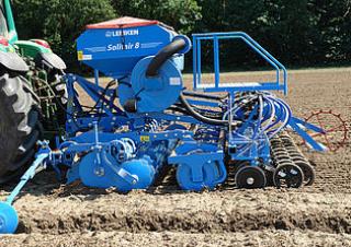 Strojevi za sjetvu Lemken Solitair 8/350 DS 125