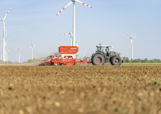 Strojevi za sjetvu Pöttinger Terrasem V 8000 D