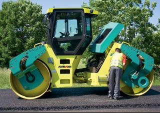 Valjci Tandem vibracijski valjci Ammann AV 130 X