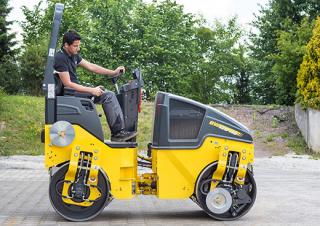 Valjci Tandem vibracijski valjci Bomag BW 120 AD-5