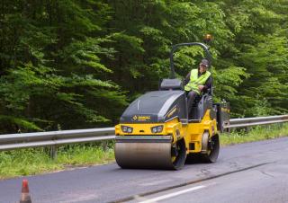 Valjci Tandem vibracijski valjci Bomag BW 120 AD-5