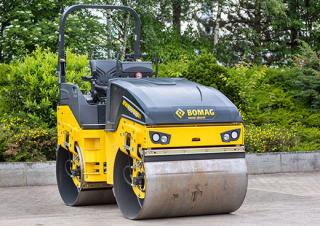 Valjci Tandem vibracijski valjci Bomag BW 135 AD-5