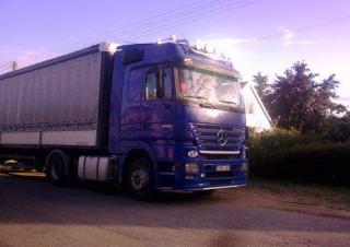 Kamioni Tegljači - tegljačke jedinice Mercedes-Benz Actros 1850 LS 4x2