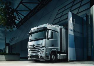 Kamioni Tegljači - tegljačke jedinice Mercedes-Benz Actros 3340 LS 6x4