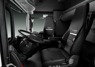 Kamioni Tegljači - tegljačke jedinice Renault MAGNUM AE 385.18T