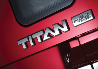 Kamioni Tegljači - tegljačke jedinice Mack TITAN Day Cab ISX 550 8x6