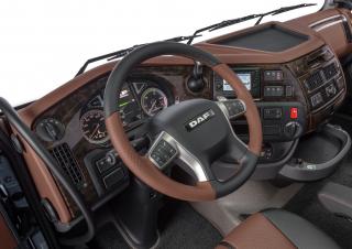 Kamioni Tegljači - tegljačke jedinice DAF XF 530 FTS SC