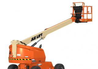 Teleksopska podizna platforma Teleskopska podizna platforma na gusjenicama JLG 400S