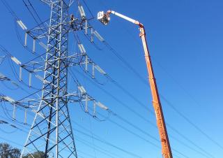 Teleksopska podizna platforma Teleskopske dizalice sa granom montirane na kamion Bronto Skylift SI140HDT-C  