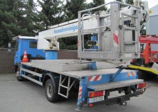 Teleksopska podizna platforma Teleskopske dizalice sa granom montirane na kamion TEUPEN TL 26