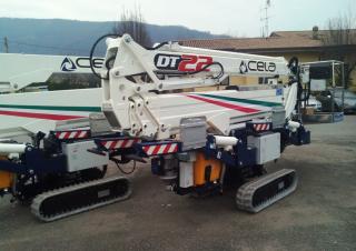 Teleksopska podizna platforma Teleskopska podizna platforma na kotačima CELA DT22 Spyder