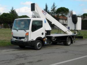 Teleksopska podizna platforma Teleskopske dizalice sa granom montirane na kamion GSR E200T E4 Comfort