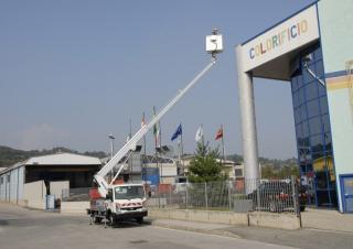 Teleksopska podizna platforma Teleskopske dizalice sa granom montirane na kamion Multitel MT 182 DS 