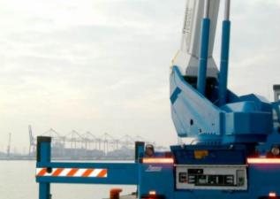 Teleksopska podizna platforma Teleskopske dizalice sa granom montirane na kamion Bronto Skylift S 36 XDT