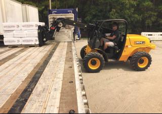 Teleskopski utovarivači JCB 504-13 