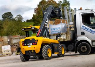 Teleskopski utovarivači JCB 516-40