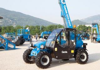Teleskopski utovarivači Genie GTH-2506