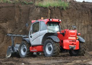 Teleskopski utovarivači Manitou MLT 840-145 PS