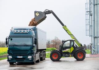 Teleskopski utovarivači Claas Scorpion 742