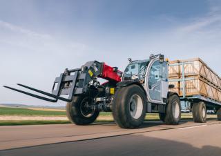 Teleskopski utovarivači Massey Ferguson TH.7038 H 