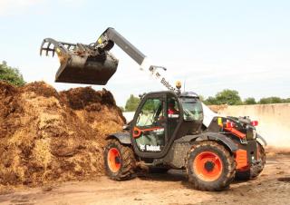 Teleskopski utovarivači Bobcat TL30.60 AGRI Low Cab 100 IV