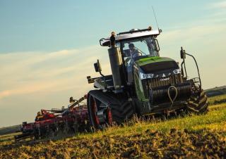 Traktori na gusjenicama Fendt 1154 MT