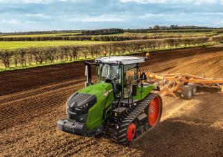 Traktori na gusjenicama Fendt 943 Vario MT