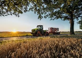 Traktori na gusjenicama Claas Xerion 4500 Trac TS