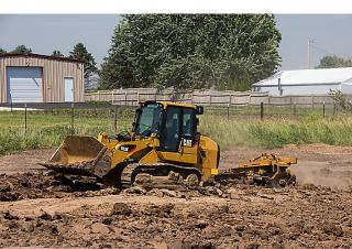 Utovarivači gusjeničari Caterpillar 953K
