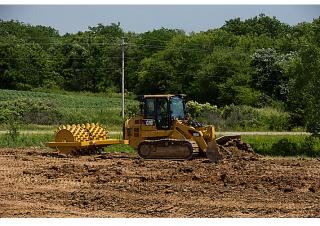 Utovarivači gusjeničari Caterpillar 953K