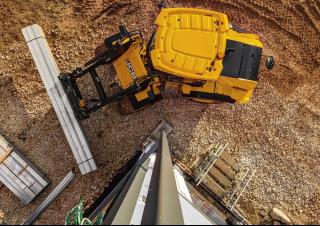 Utovarivači na kotačima JCB 411 HT